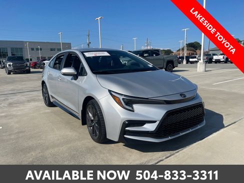 Certified 2026 Toyota Corolla SE FWD image 8