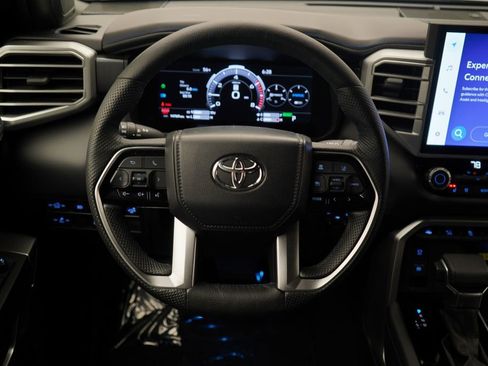 Used 2023 Toyota Tundra Platinum image 11