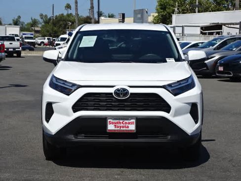 Used 2023 Toyota RAV4 LE FWD image 3
