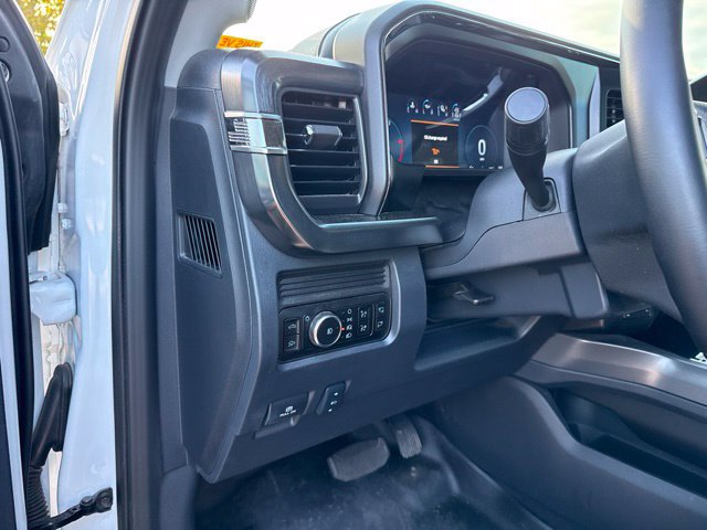 Used 2025 Ford F250 Lariat w/ Lariat Ultimate Package AWD/4WD image 14