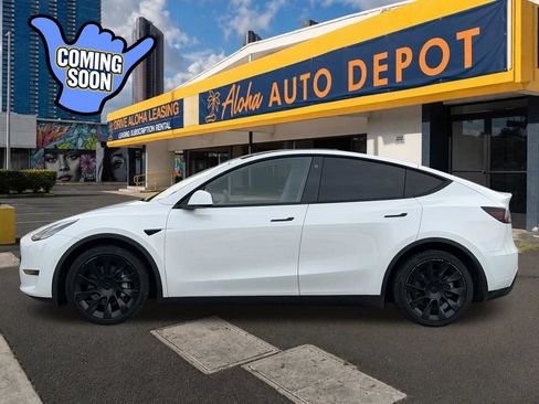 Used 2021 Tesla Model Y Long Range AWD/4WD image 2
