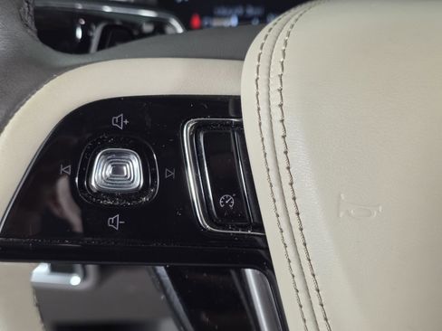 Used 2024 Lincoln Aviator Reserve w/ Elements Package Plus image 18