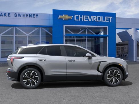 New 2025 Chevrolet Blazer EV LT image 5