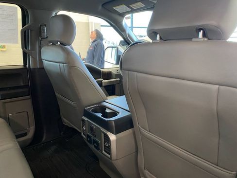 Used 2020 Ford F150 Lariat w/ Equipment Group 502A Luxury image 17