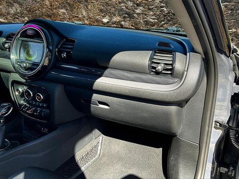 Used 2017 MINI Cooper Clubman S image 14