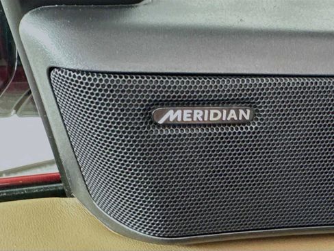 Used 2024 Land Rover Range Rover Sport SE image 18