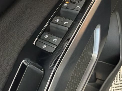 New 2026 Nissan Pathfinder SL w/ SL Premium Package FWD image 24