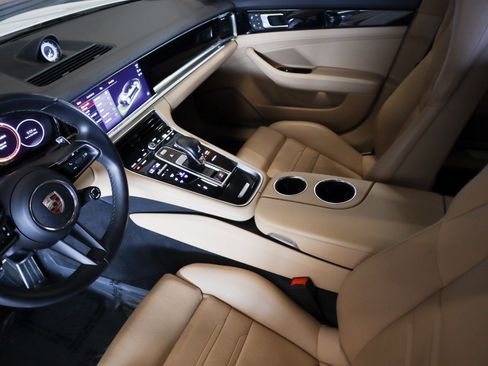 Certified 2023 Porsche Panamera 4 AWD/4WD image 17