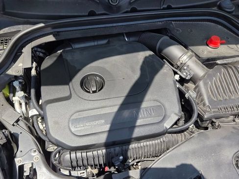Used 2024 MINI Cooper S w/ Signature Upholstery Package FWD image 15