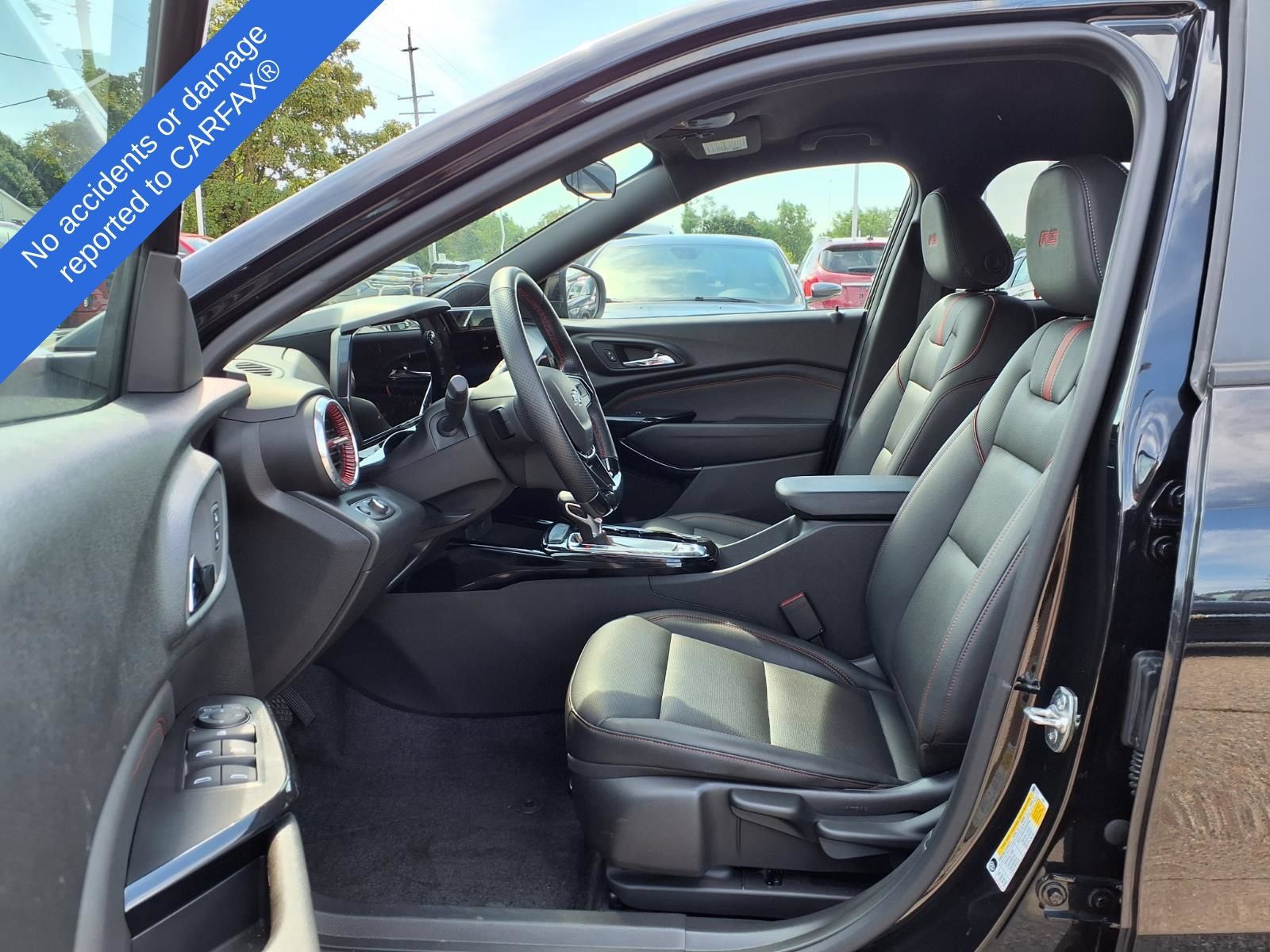 Used 2024 Chevrolet Trax RS w/ Driver Confidence Package FWD image 19