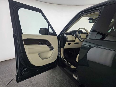 Used 2023 Land Rover Range Rover SE AWD/4WD image 19