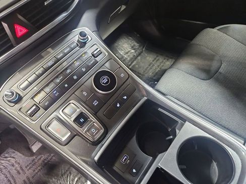 Used 2023 Hyundai Santa Fe SEL image 45