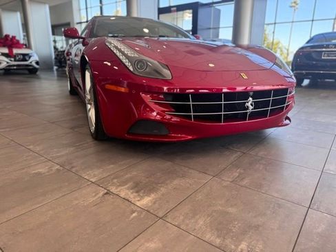 Used 2012 Ferrari FF AWD/4WD image 26