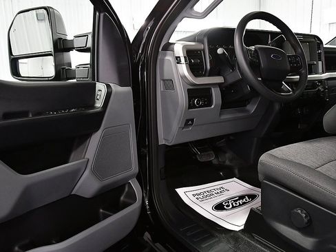 New 2026 Ford F350 XL image 17