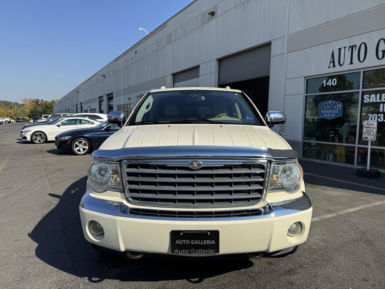 Used 2009 Chrysler Aspen Limited AWD/4WD image 7