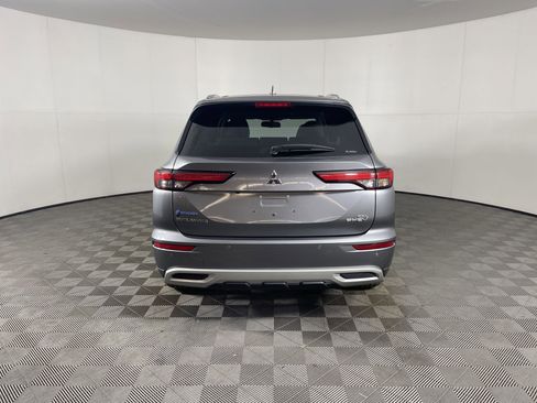 Used 2023 Mitsubishi Outlander SEL image 4