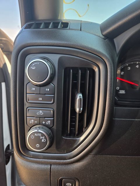 Used 2022 Chevrolet Silverado 2500 W/T w/ WT Convenience Package AWD/4WD image 7