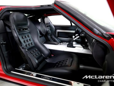 Used 2005 Ford GT image 18