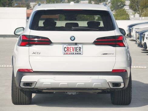 Used 2026 BMW X5 xDrive50e w/ Premium Package AWD/4WD image 7