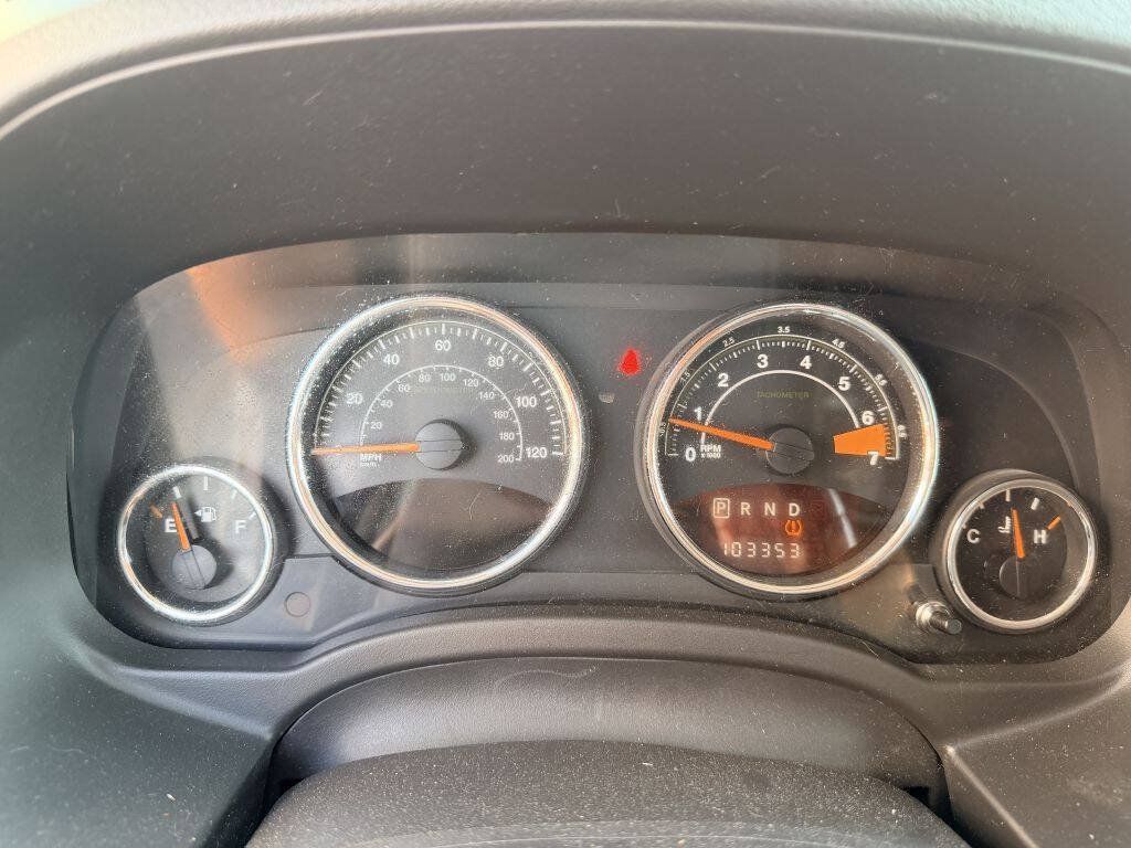 Used 2014 Jeep Compass Latitude w/ All Weather Capability Group AWD/4WD image 15
