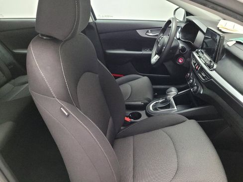 Used 2023 Kia Forte LXS image 21
