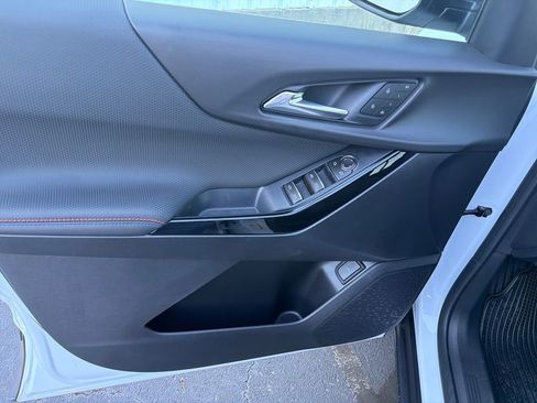 New 2026 Chevrolet Equinox RS w/ Convenience Package III image 10