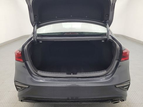 Used 2019 Kia Forte LXS FWD image 29