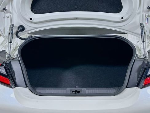 Used 2025 Subaru BRZ tS image 22