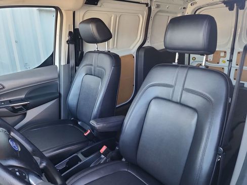 Used 2022 Ford Transit Connect XL image 15