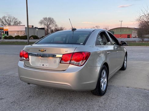 Used 2015 Chevrolet Cruze LT w/ Sun And Sound Package image 12
