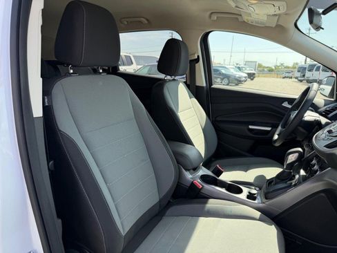 Used 2016 Ford Escape SE image 22