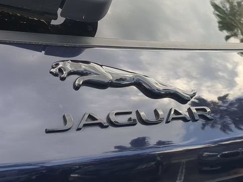 Used 2025 Jaguar F-PACE R-Dynamic S AWD/4WD image 13