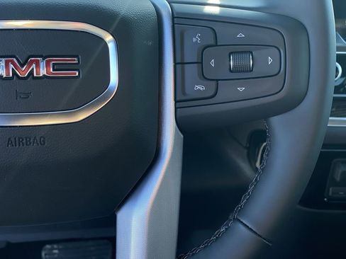 New 2026 GMC Sierra 1500 SLE image 21