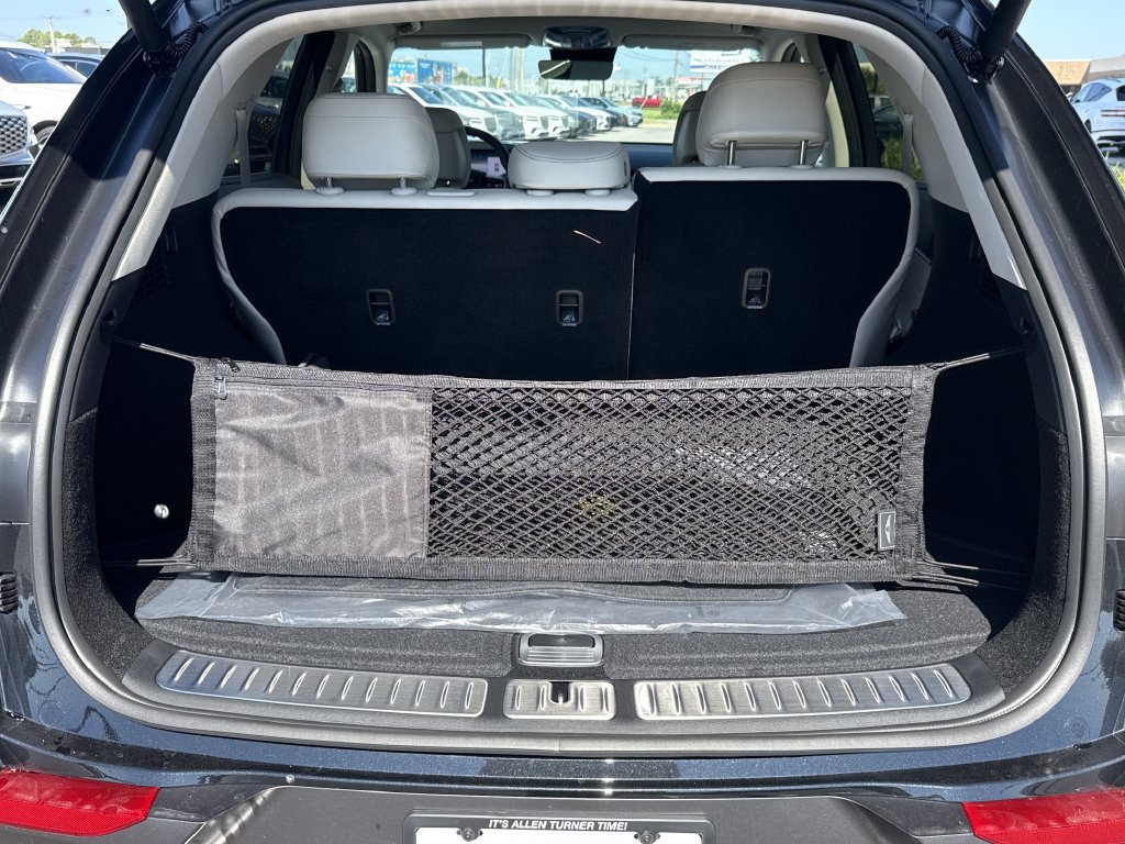 New 2027 Genesis GV70 2.5T Select AWD/4WD image 30