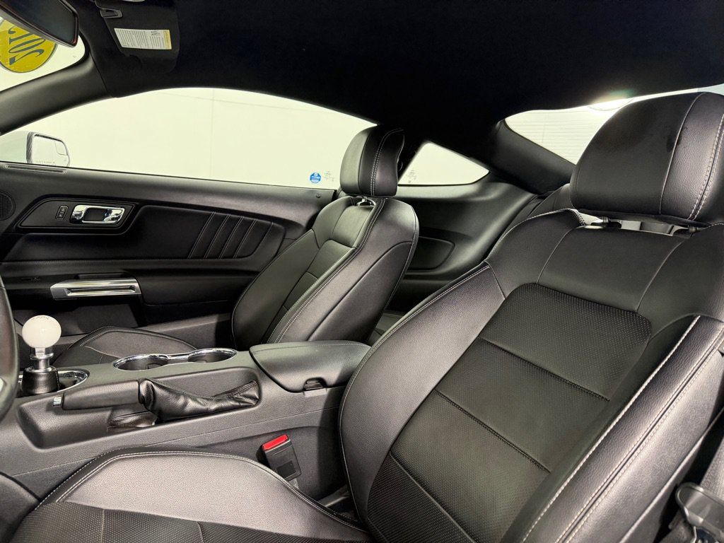 Used 2015 Ford Mustang GT Premium RWD image 12