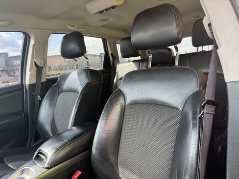 Used 2018 Dodge Journey Crossroad image 13