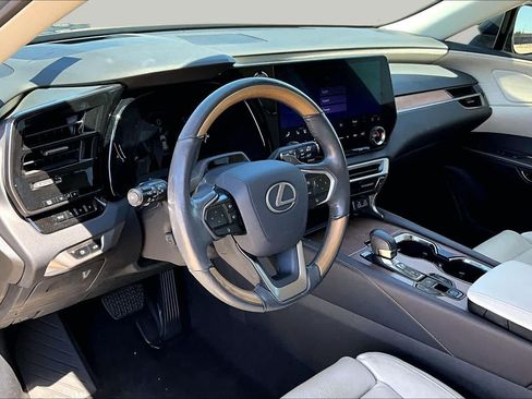 Used 2023 Lexus RX 350 FWD w/ Accessory Package (K3) image 18