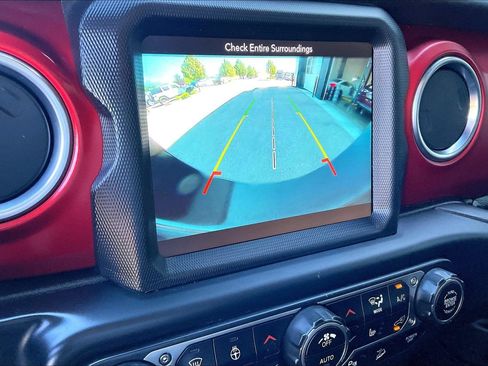 Used 2019 Jeep Wrangler Unlimited Rubicon AWD/4WD image 13
