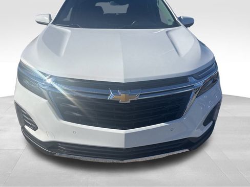 Certified 2022 Chevrolet Equinox LT image 2