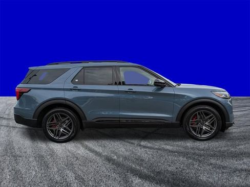 New 2026 Ford Explorer ST image 3