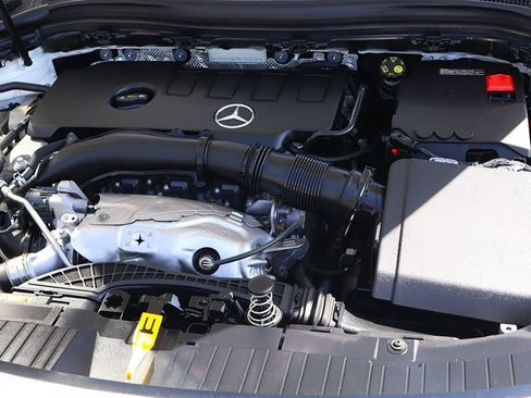 Used 2021 Mercedes-Benz GLA 250 w/ Premium Package image 57
