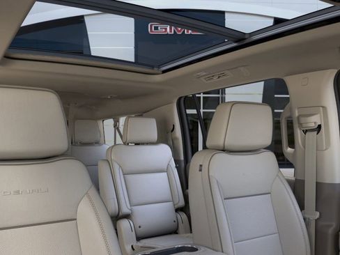 New 2026 GMC Yukon XL Denali image 24