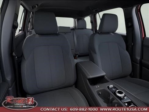 New 2026 Jeep Cherokee Laredo AWD/4WD image 17