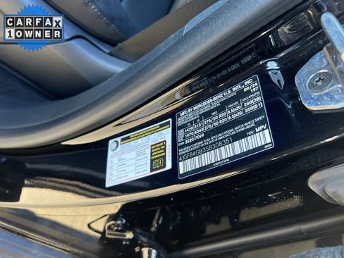 Certified 2025 Mercedes-Benz GLE 450e 4MATIC image 37