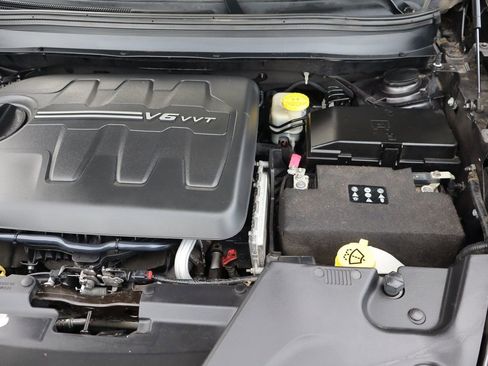 Used 2017 Jeep Cherokee Trailhawk w/ Comfort/Convenience Group AWD/4WD image 41