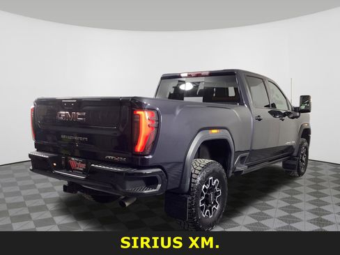 Used 2024 GMC Sierra 2500 AT4X image 5