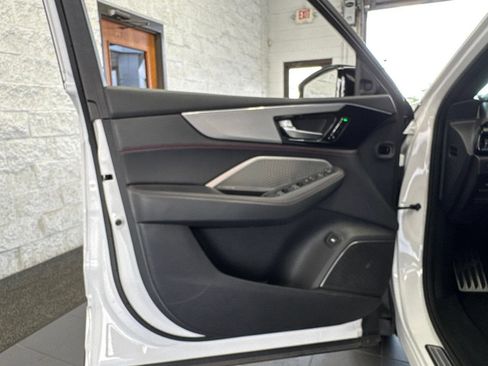 Used 2022 Acura MDX A-Spec AWD/4WD image 38