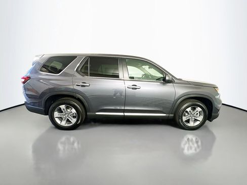 New 2025 Honda Pilot EX-L image 4