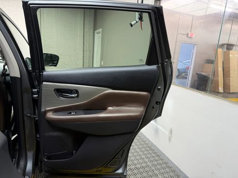 Used 2015 Nissan Murano SL w/ SL Technology Package image 22