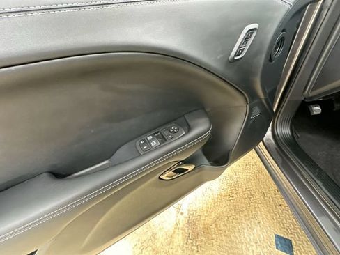 Used 2023 Dodge Challenger SRT Hellcat RWD image 16
